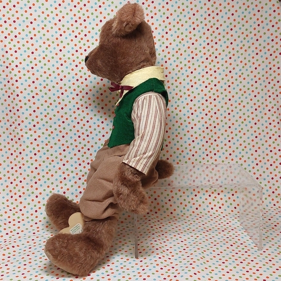 BearlyThere Inc. Christmas Collectable Bear - Picture 4 of 9